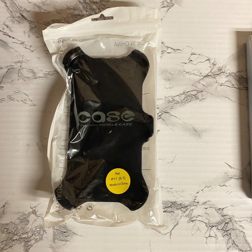 New Iphone 11 6.1 Black Plastic Robot Plastic Mobile Cell Phone Case